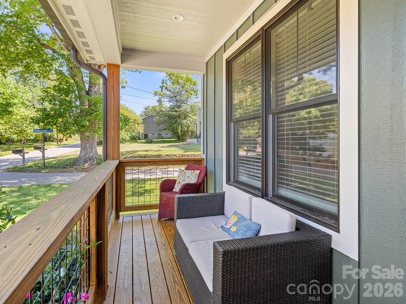 117 Dangerfield Ct, Asheville, NC 28806