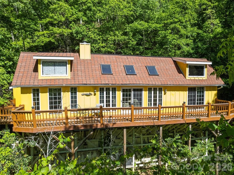 969 Mountain View Dr, Maggie Valley, NC 28751
