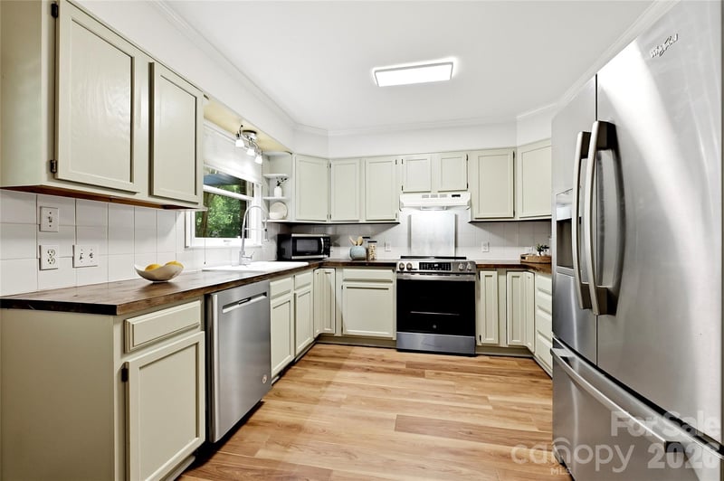 2308 Knickerbocker Dr, Charlotte, NC 28212