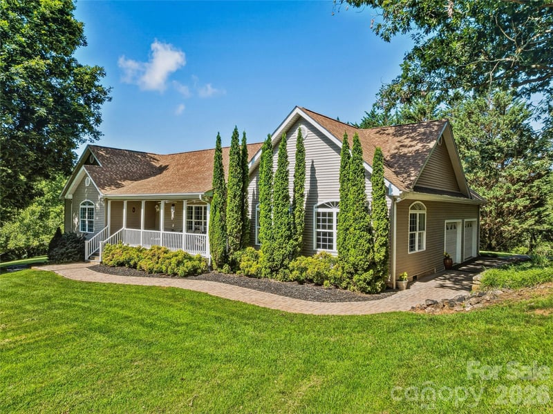 1082 Main St, Mars Hill, NC 28754