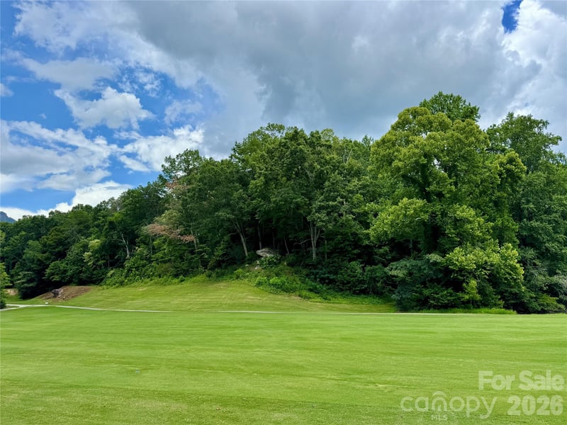 307 Fairway Dr, Lake Lure, NC 28746