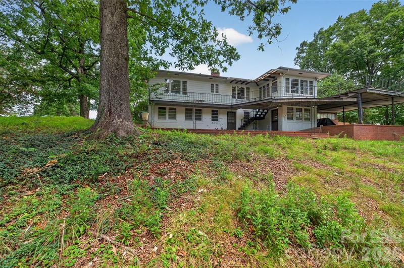311 33rd Street Dr, Hickory, NC 28602