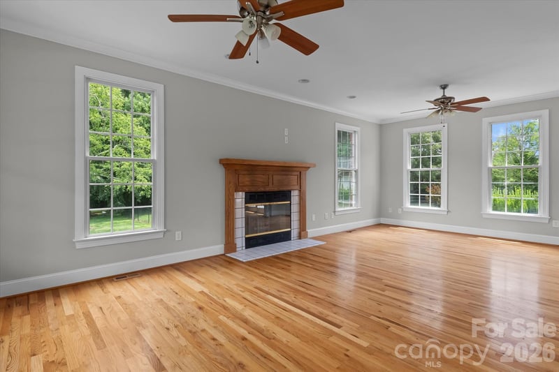 136 Summerchase Ln, Mooresville, NC 28117