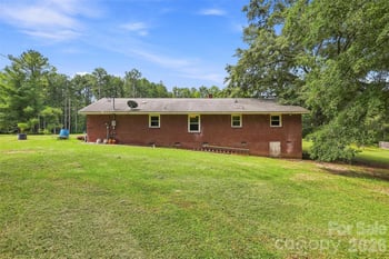 2794 Tuckaway Rd, Rock Hill, SC 29730
