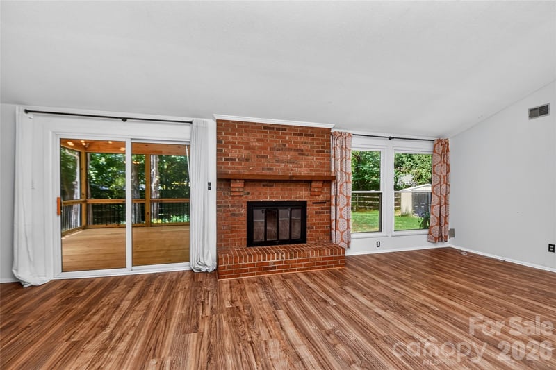5900 Tillery Dr, Charlotte, NC 28226