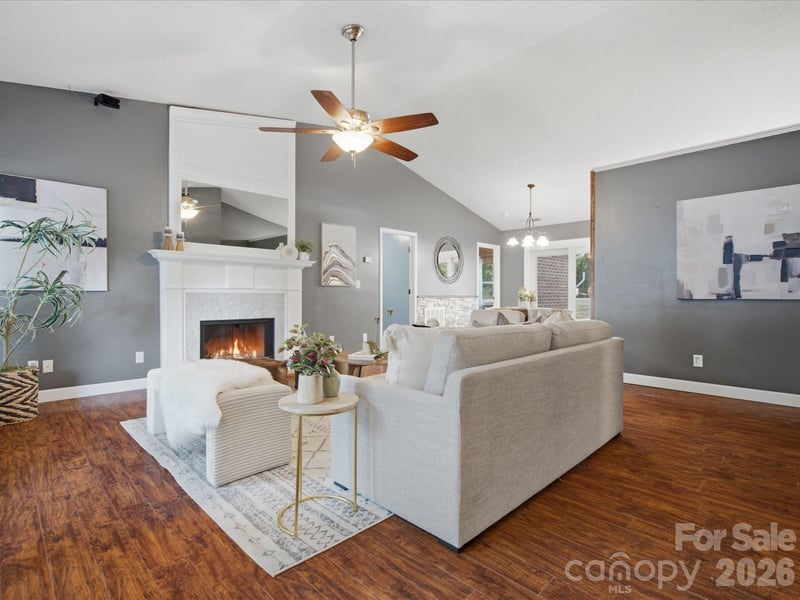 127 Bank Dr, Charlotte, NC 28214