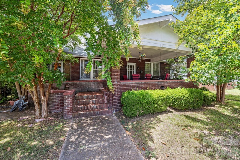 170 York St, Chester, SC 29706