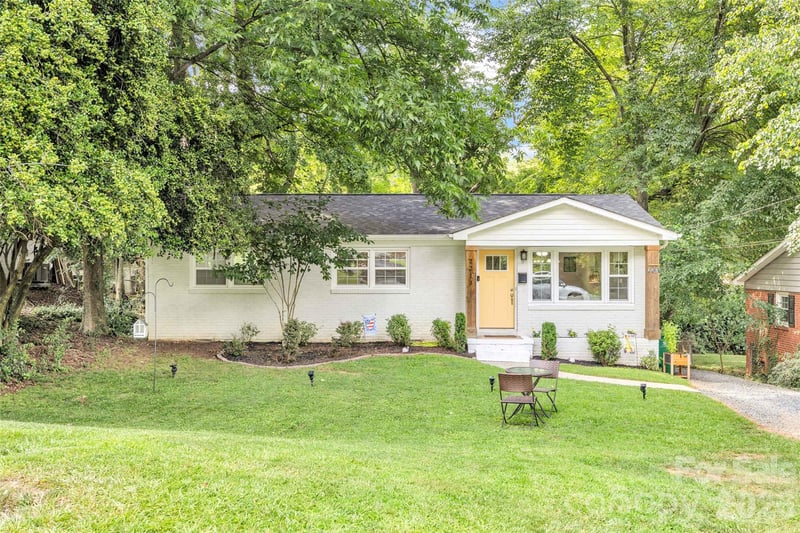 2213 Lanier Ave, Charlotte, NC 28205