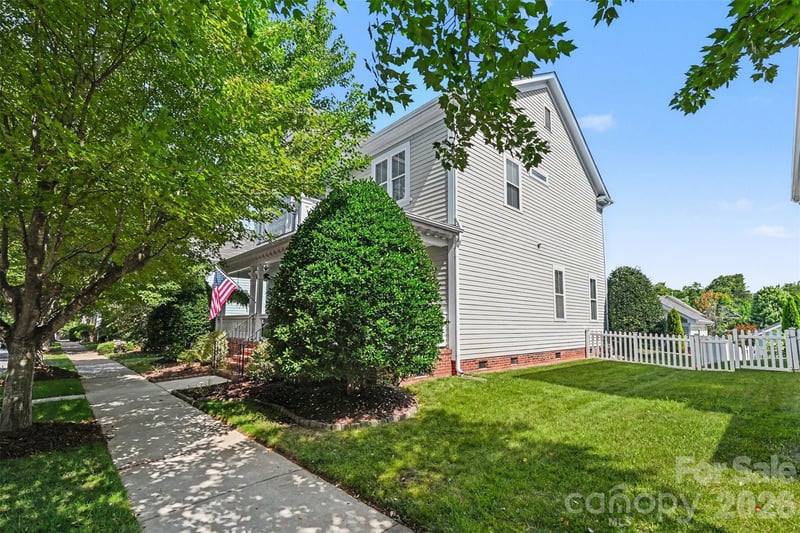 14222 Holly Springs Dr, Huntersville, NC 28078