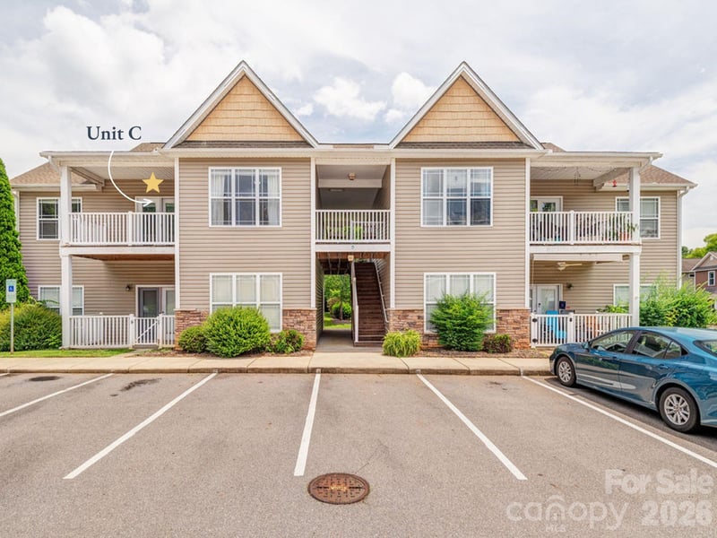 15 Mill Creek Loop, Asheville, NC 28806