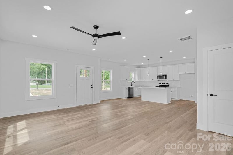 502 Pine St, Cherryville, NC 28021