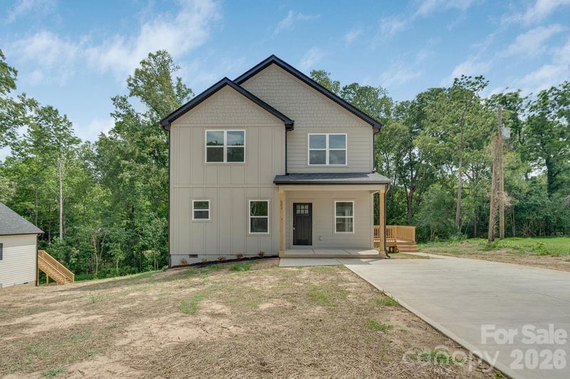502 Pine St, Cherryville, NC 28021