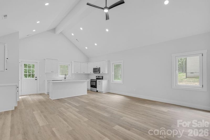 504 Pine St, Cherryville, NC 28021