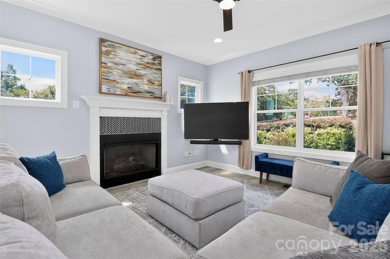 3039 Palm Ave, Charlotte, NC 28205