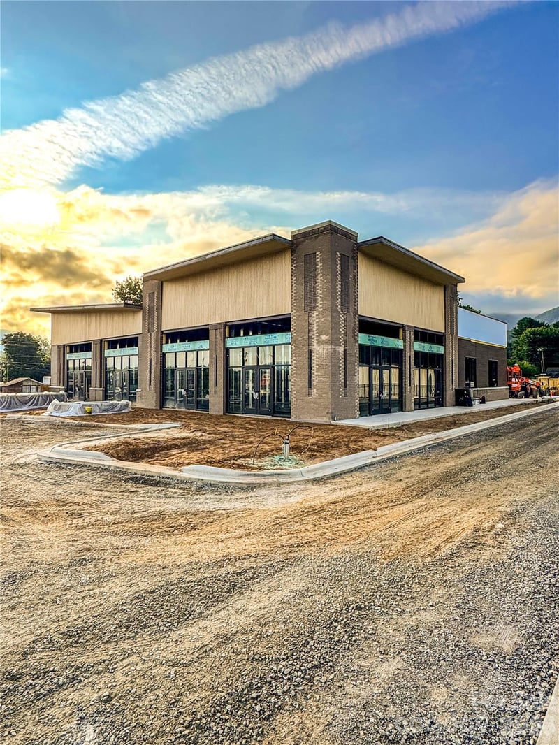 1897 Main St, Waynesville, NC 28786