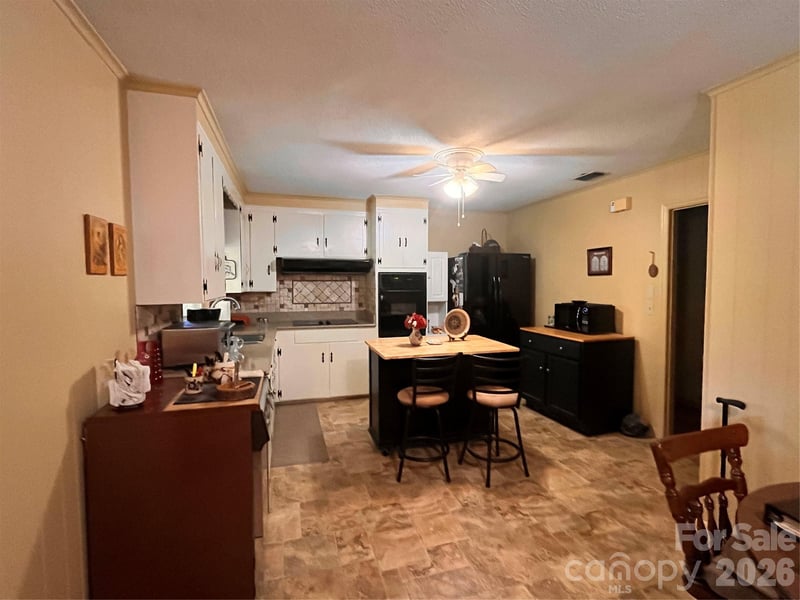 410 Thompson St, Stanley, NC 28164