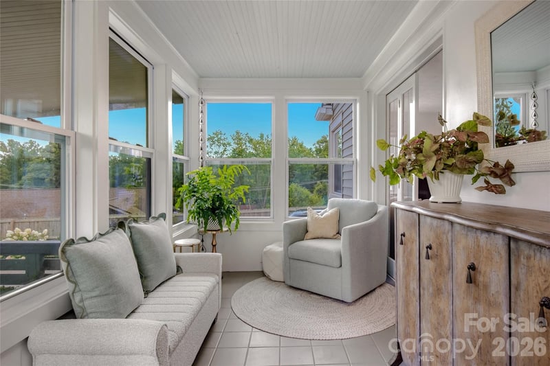 10 Springdale Rd, Asheville, NC 28805