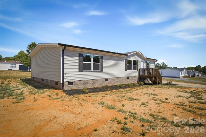 1894 Mesa Dr, Vale, NC 28168