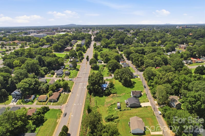 911 N Chester St, Gastonia, NC 28052