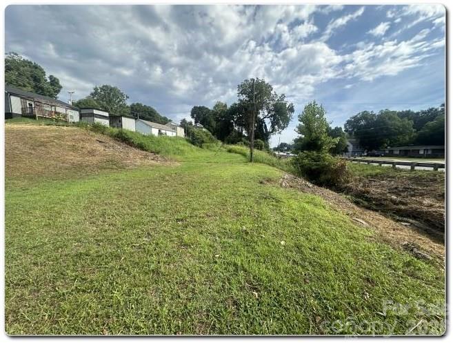 911 Chester St, Gastonia, NC 28052
