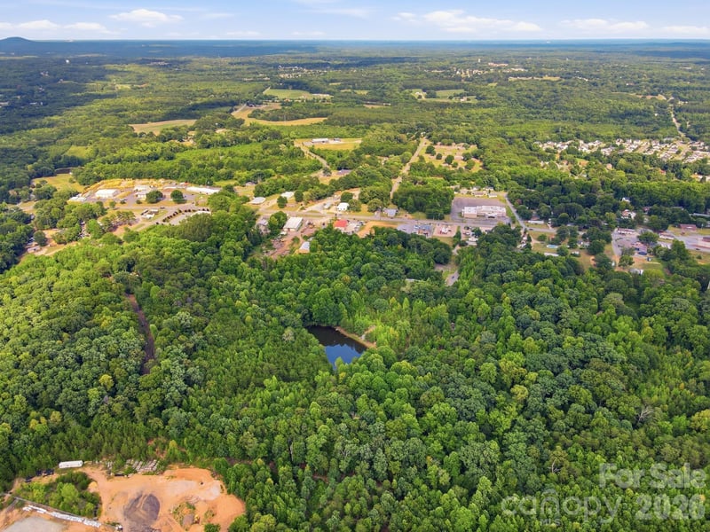 2531 Aspen St, Lincolnton, NC 28092