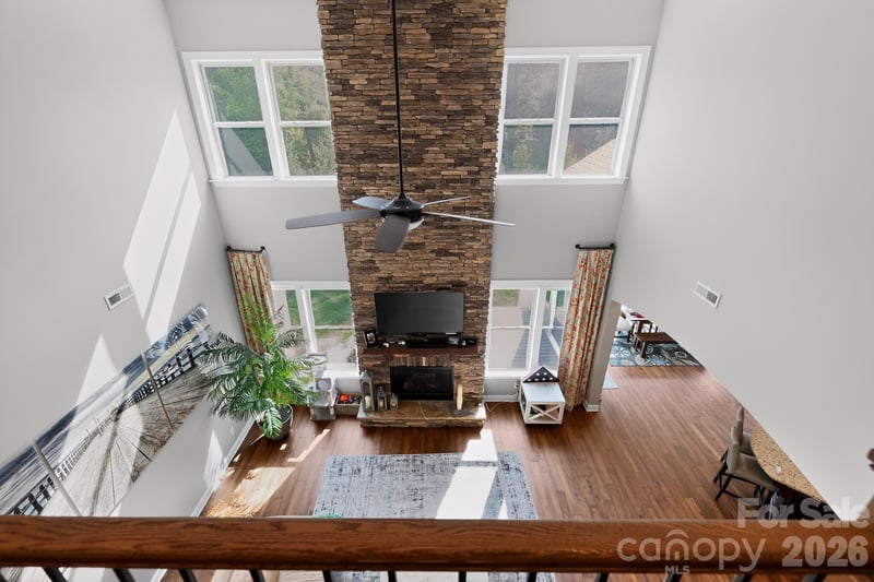 1016 Kara Ct, Matthews, NC 28104