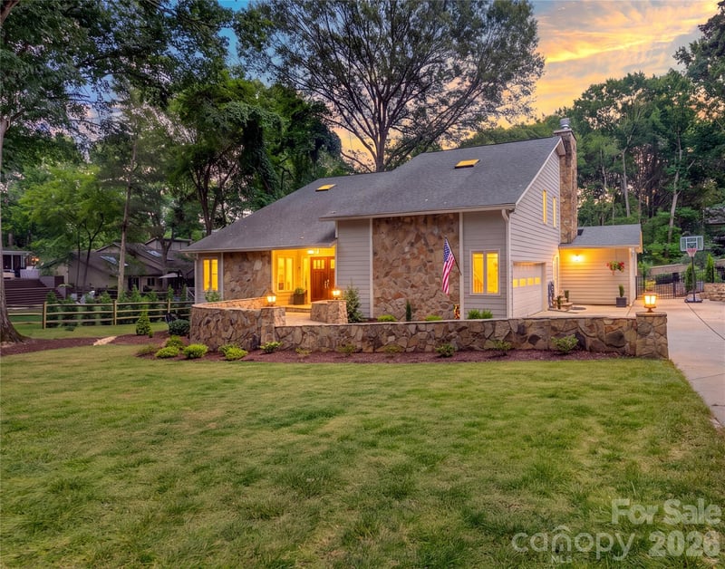 3011 Lauren Glen Rd, Charlotte, NC 28226