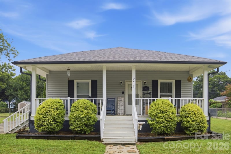 2412 Jackson St, Belmont, NC 28012