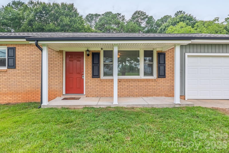 3907 Little Mountain Rd, Gastonia, NC 28056