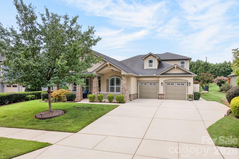 2044 Middleton Farm Dr, Belmont, NC 28012