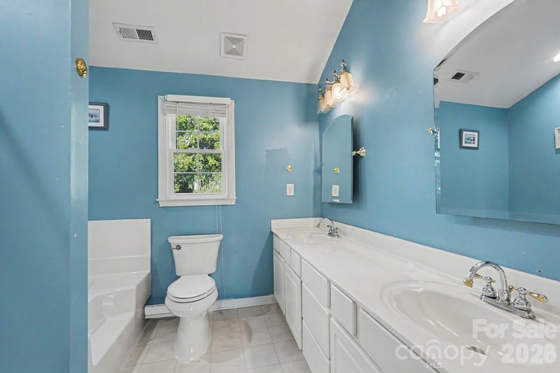 4176 Peyton Ct NW, Concord, NC 28027