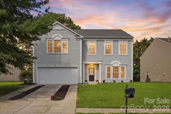 12821 Silvaire Farm Rd, Charlotte, NC 28278