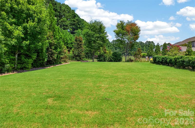 5110 Harwich Cir, Matthews, NC 28104