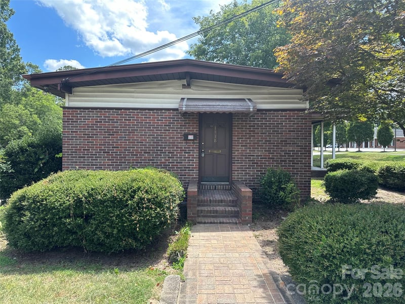 1418 York Rd, Gastonia, NC 28052