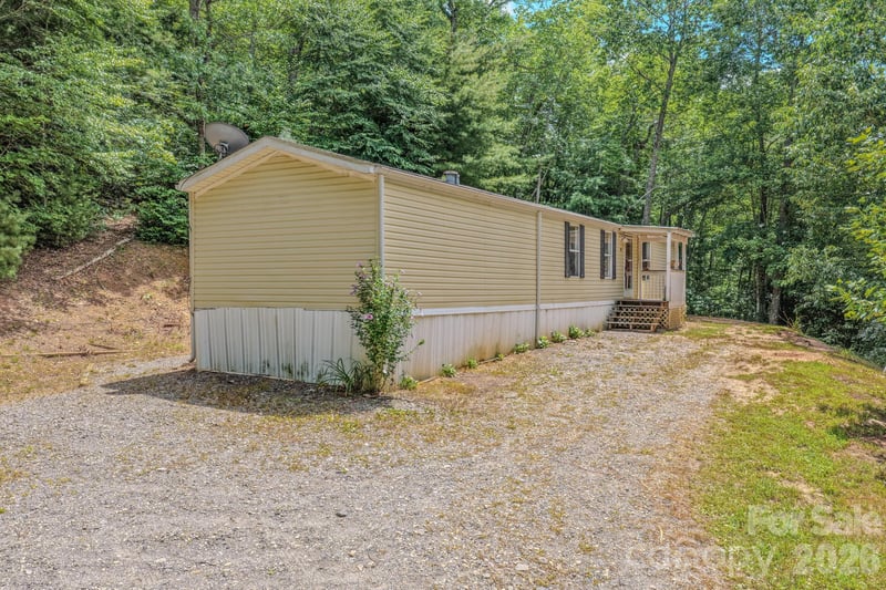 23 Tom Worley Rd, Leicester, NC 28748