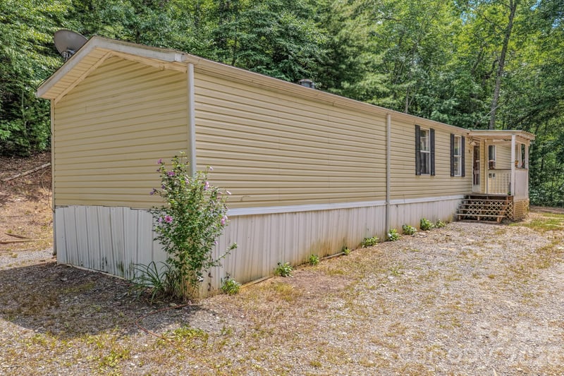 23 Tom Worley Rd, Leicester, NC 28748