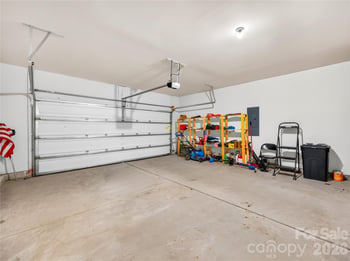 4270 Legacy Dr, Denver, NC 28037
