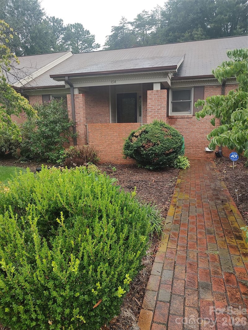 104 Swaim Ct, Salisbury, NC 28147