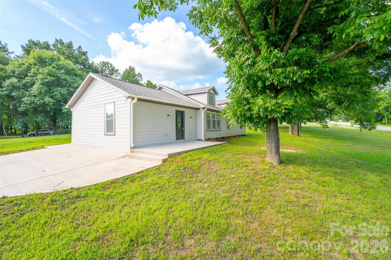 2136 Nc 150 Hw, Lincolnton, NC 28092