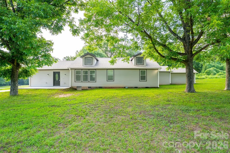 2136 Nc 150 Hw, Lincolnton, NC 28092
