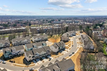 8121 Houser St, Cornelius, NC 28031