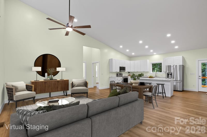 1008 Bell Mountain Rd, Zirconia, NC 28790