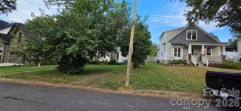 2216 Yadkin Ave, Charlotte, NC 28205