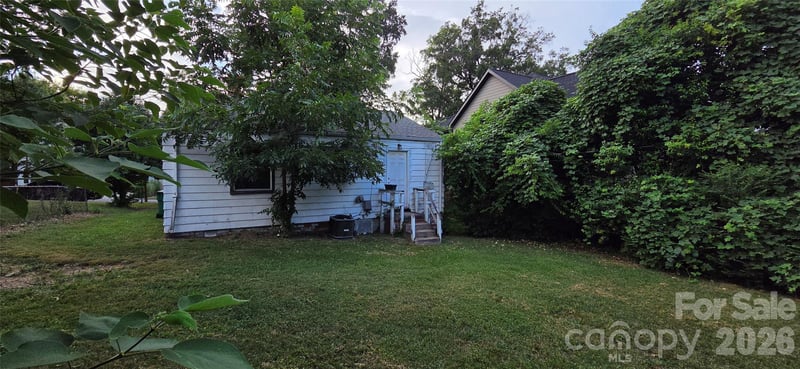 2216 Yadkin Ave, Charlotte, NC 28205