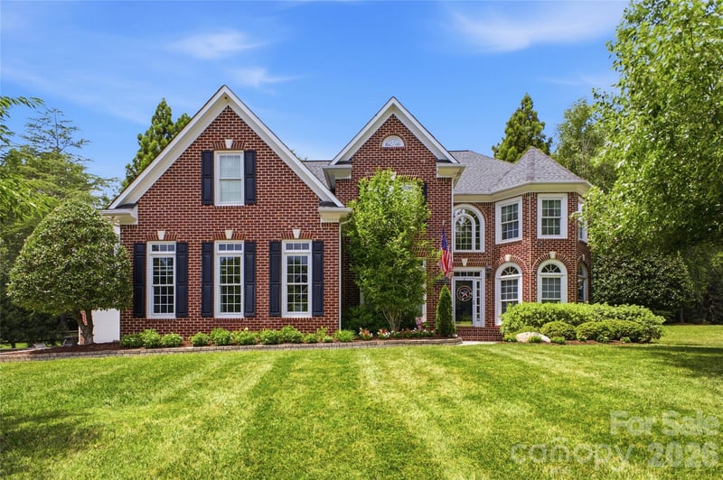 3425 Savannah Hills Dr, Matthews, NC 28105