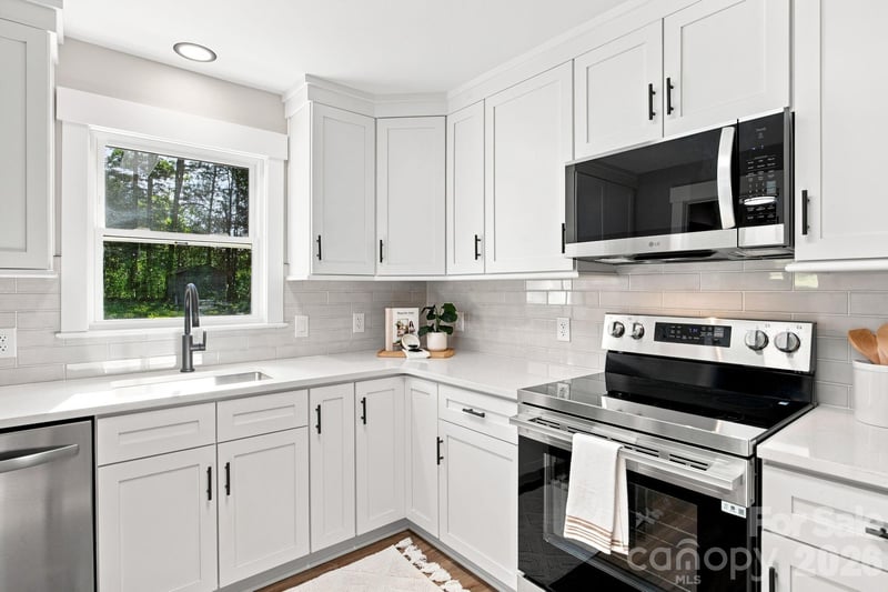 3533 Amity Hill Rd, Statesville, NC 28677