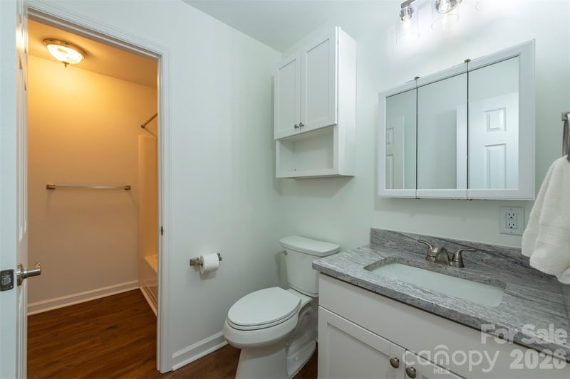 129 Colony Dr, Arden, NC 28704