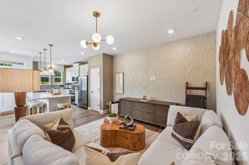 9016 Gulledge Ct, Charlotte, NC 28262