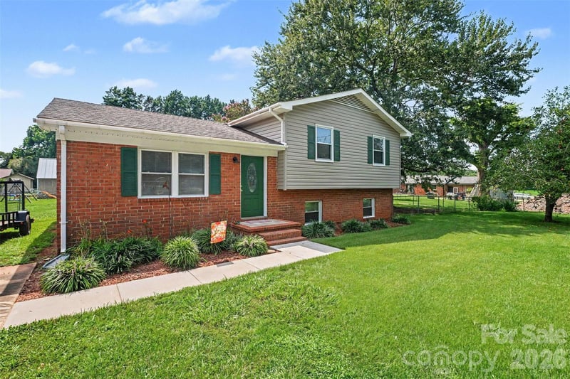 1130 Julius Dr, Salisbury, NC 28147