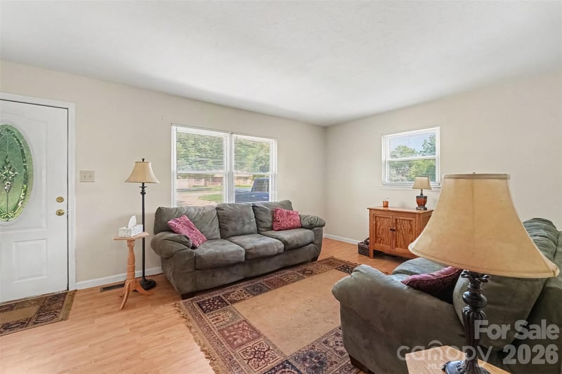 1130 Julius Dr, Salisbury, NC 28147
